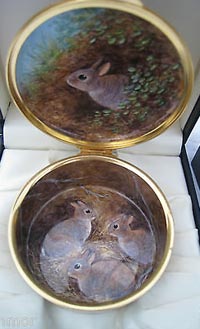 Moorcroft Enamels Rabbits Box PEX