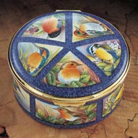 Moorcroft Enamels Le Jardin Round Box PEX/FY