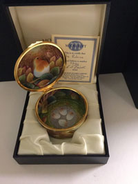 Moorcroft Enamels The Robins Box PEX/RO